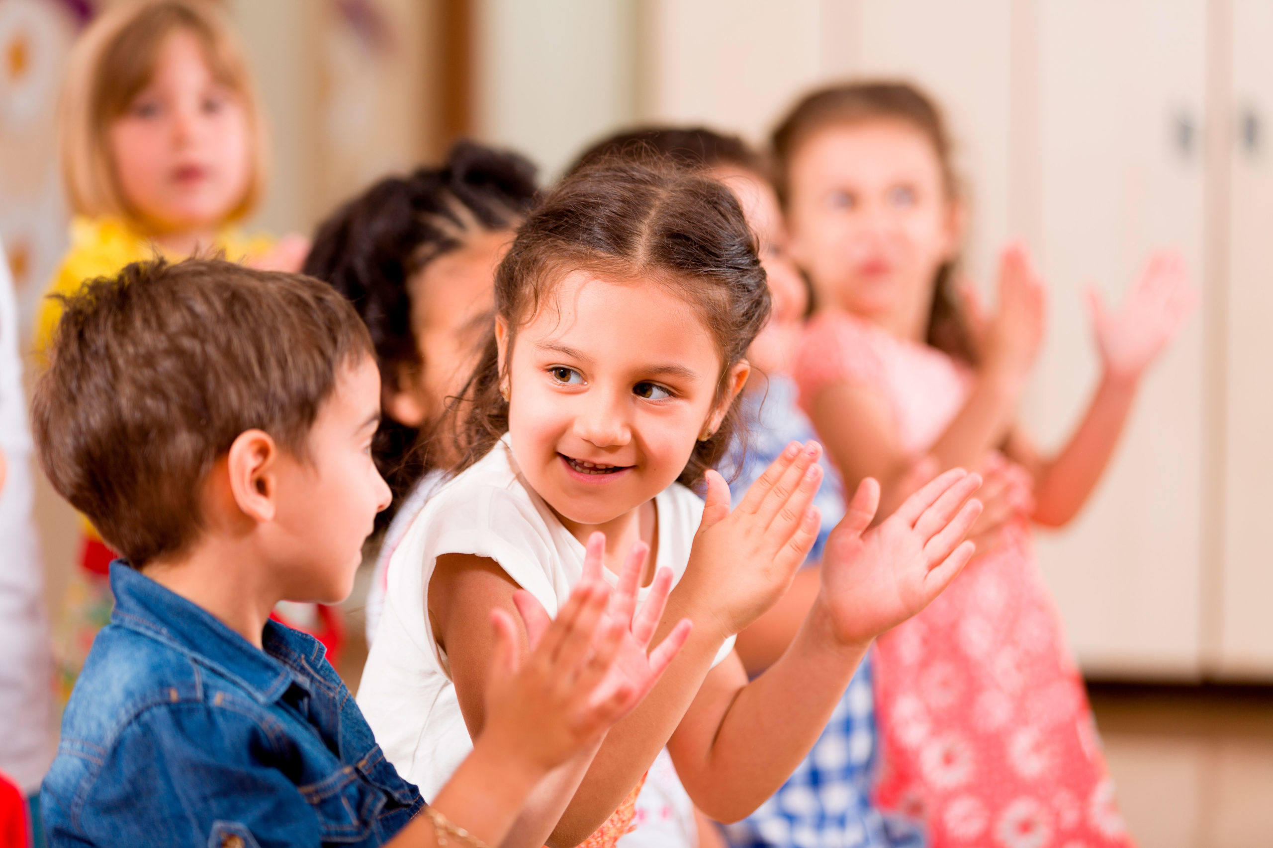 NO RITMO  Sala de aula de música, Atividades de educação musical